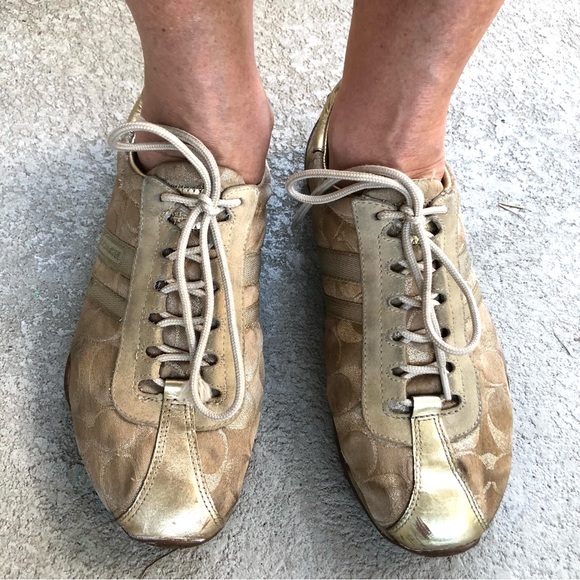 Coach Katelyn Gold Sneakers Women’s 9, Style A1166, Signature C Logo Metallic - Picture 13 of 15